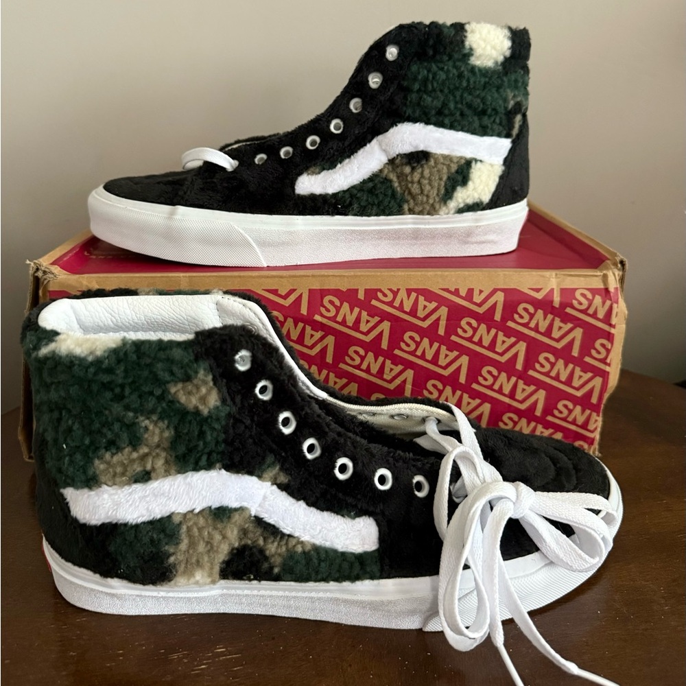 Vans Sk8-Hi Sherpa Camo Black Size 9.5 Mens